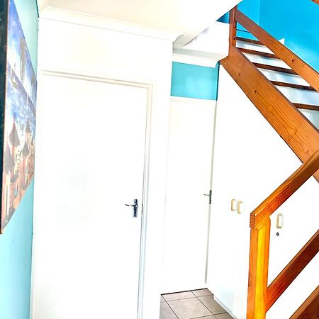 Caline Vip Apartments, Beach Close 布鲁堡史特兰 外观 照片