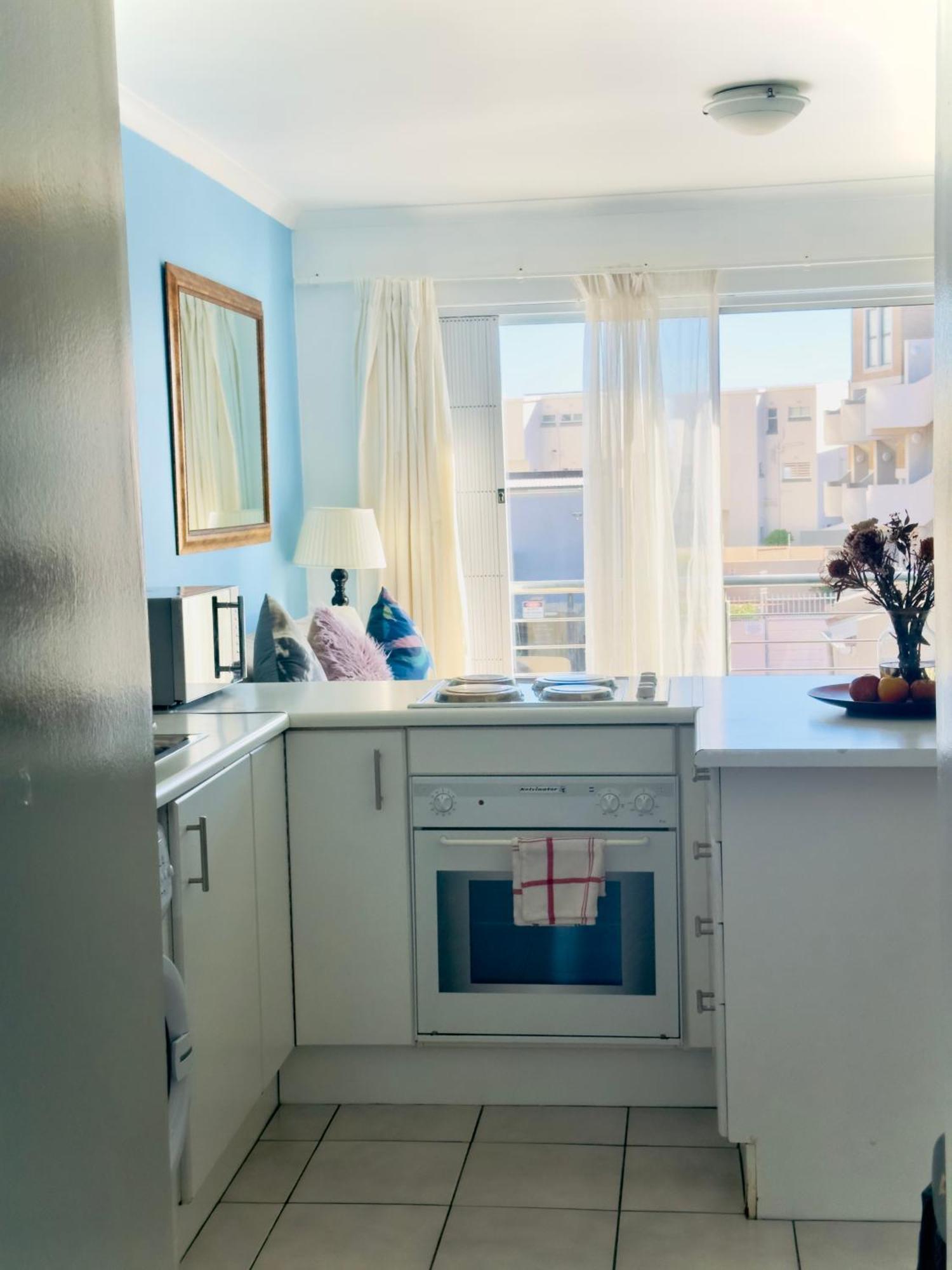 Caline Vip Apartments, Beach Close 布鲁堡史特兰 外观 照片